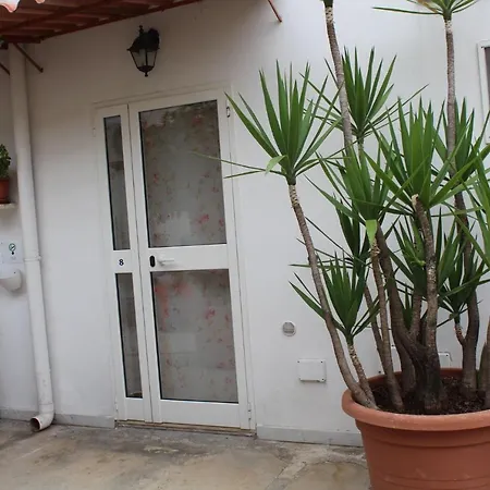 I Giardini Di Edicart Apartment