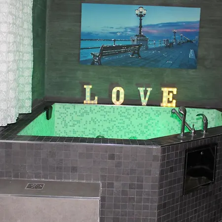 I Giardini Di Edicart Apartment *