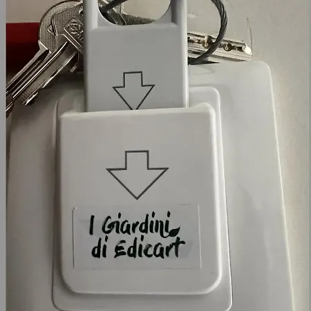 I Giardini Di Edicart Apartment Bari