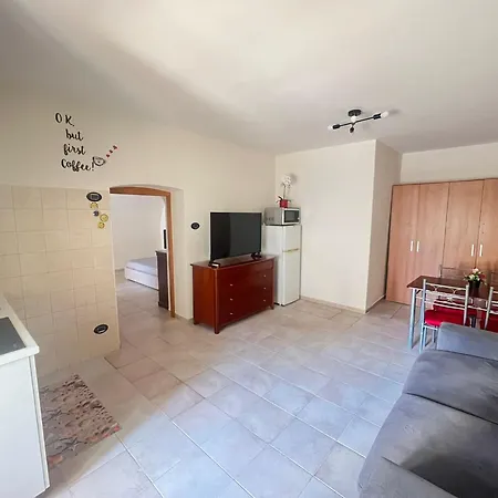 I Giardini Di Edicart Apartment Bari